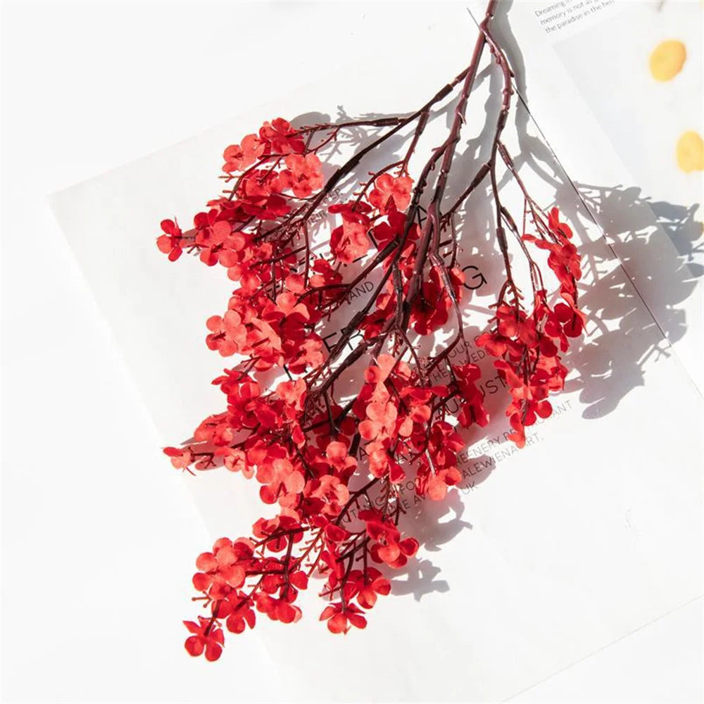 Petit bouquet de fleurs artificielles.