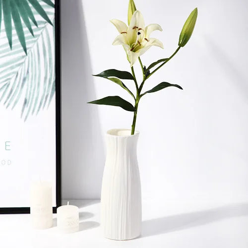 Vase en plastique.